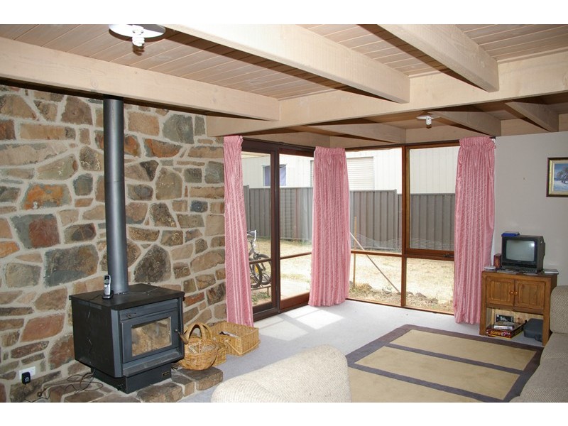 16 Roberson Street, Berridale NSW 2628