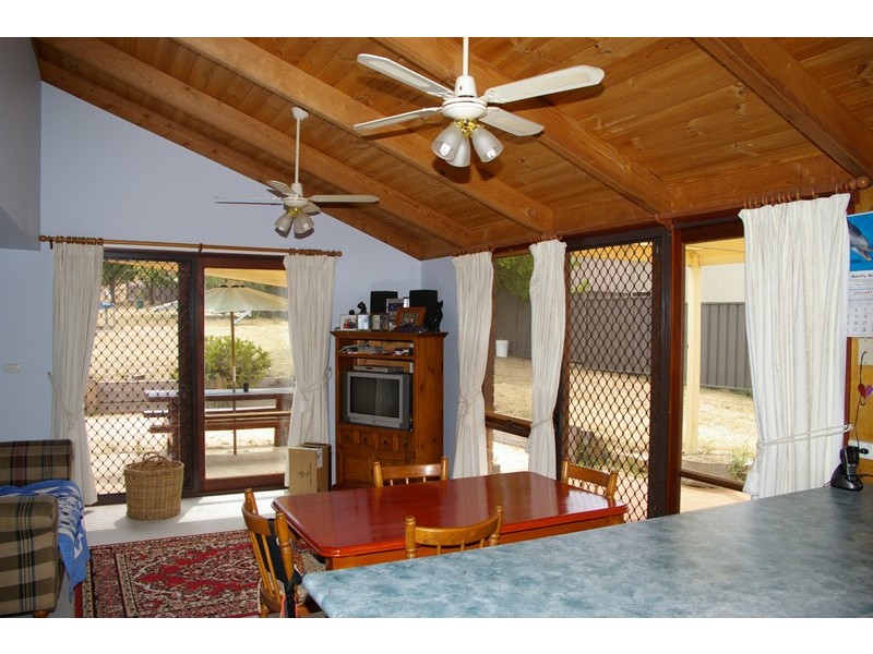 16 Roberson Street, Berridale NSW 2628