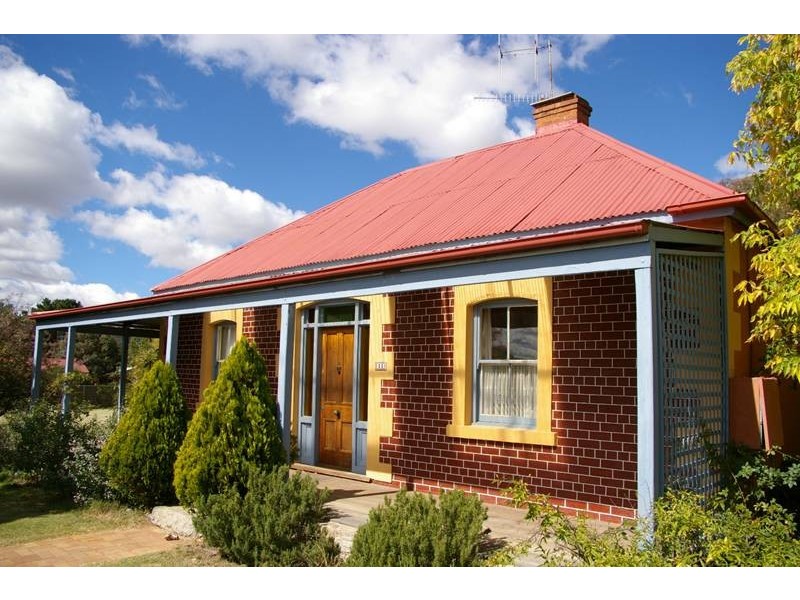11 Florence Street, Berridale NSW 2628