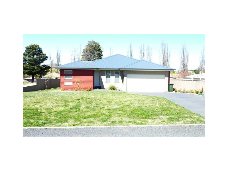25 Gungarlin Street, Berridale NSW 2628