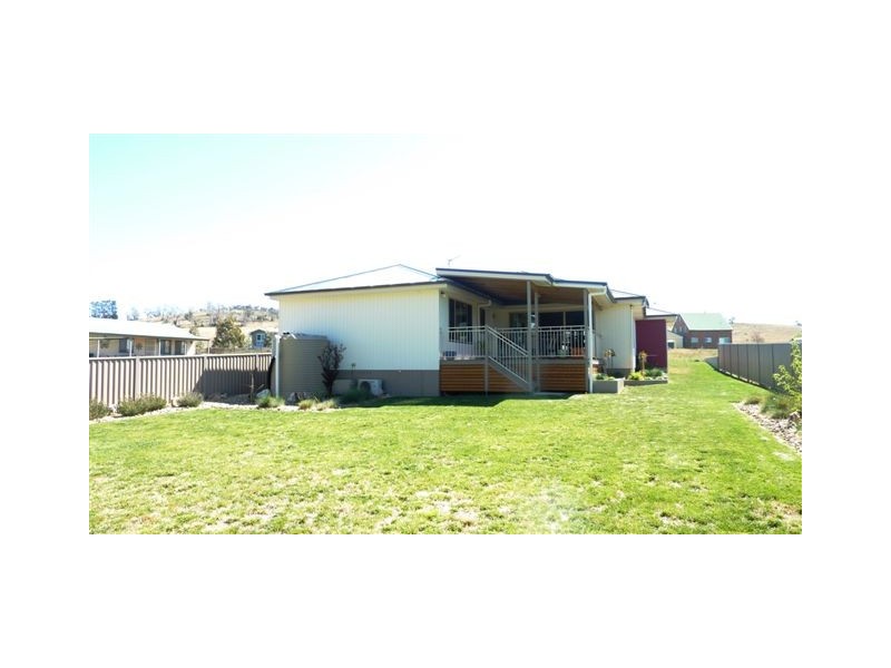 25 Gungarlin Street, Berridale NSW 2628