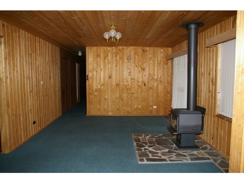 11 Cherry Lane, Berridale NSW 2628