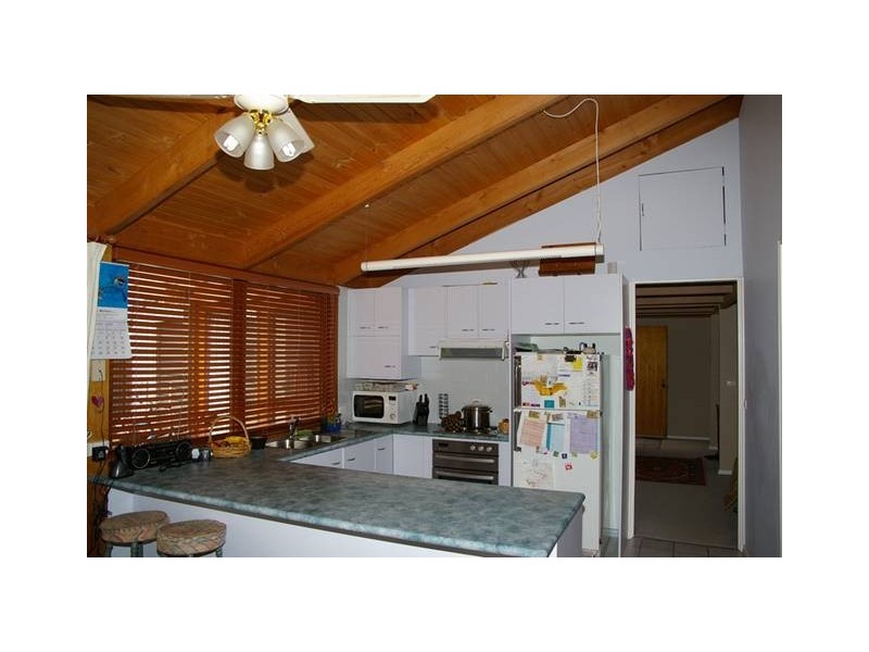 16 Roberson Street, Berridale NSW 2628