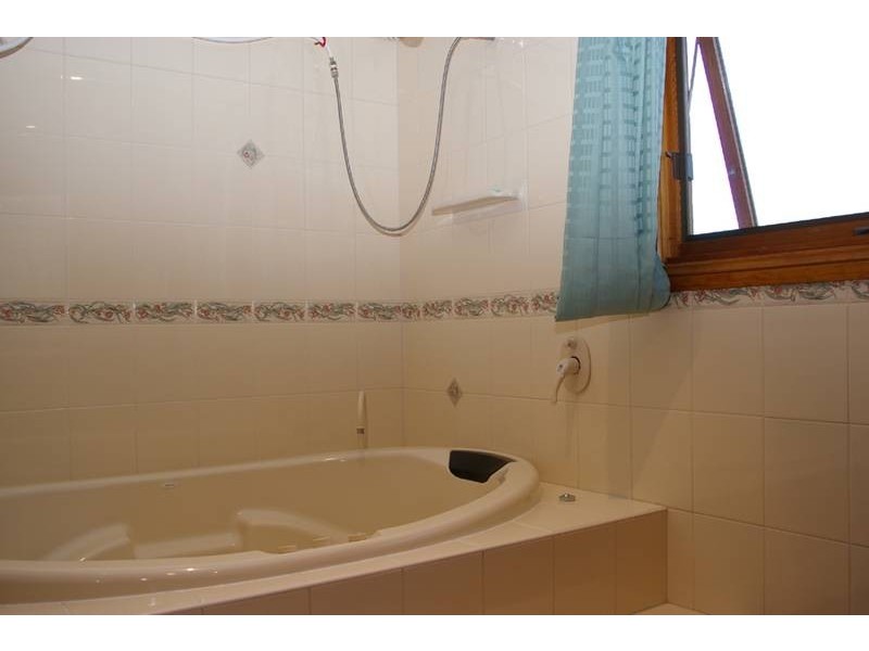 15A Kiparra Drive, Berridale NSW 2628