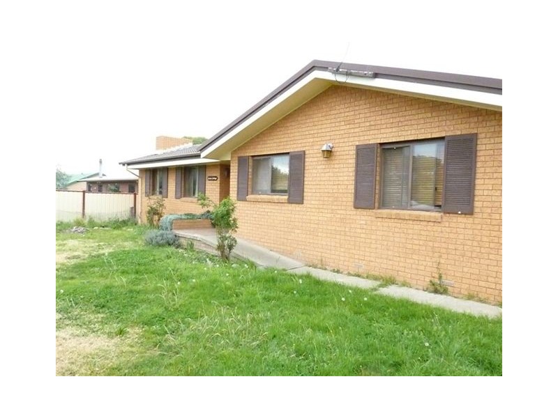 9 Cherry Lane, Berridale NSW 2628