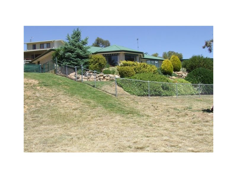44 Lotus Avenue, Kalkite NSW 2627