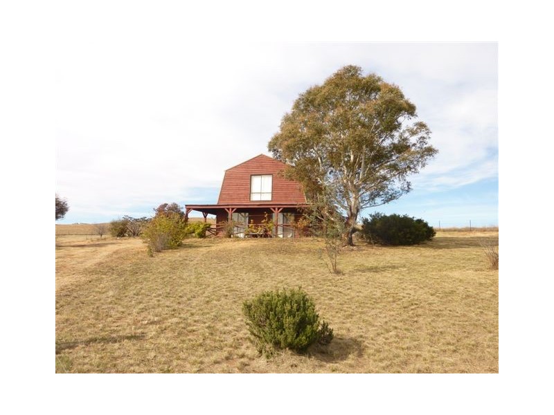 14 O’Brien Avenue, Berridale NSW 2628