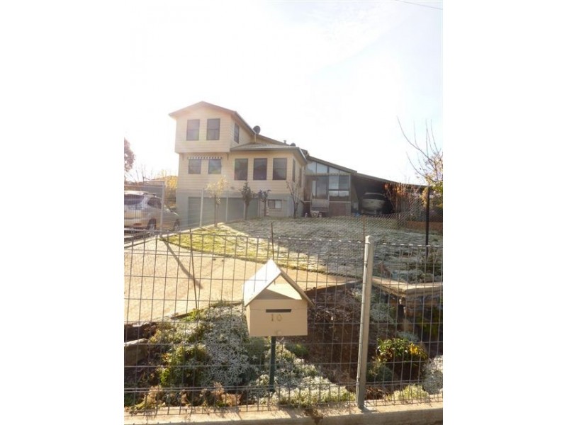10 Peninsula Road, Anglers Reach NSW 2629