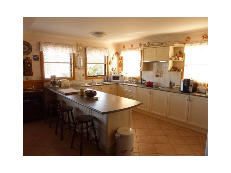 10 Peninsula Road, Anglers Reach NSW 2629