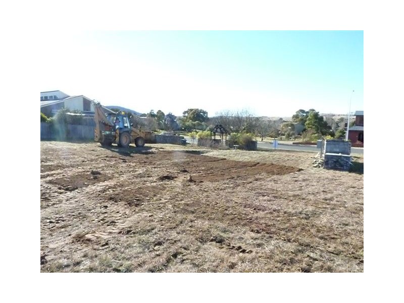 28 Roberson Street, Berridale NSW 2628