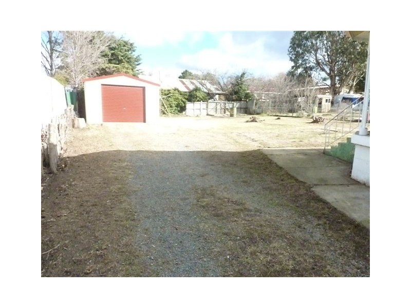 6 Pryce Street, Berridale NSW 2628