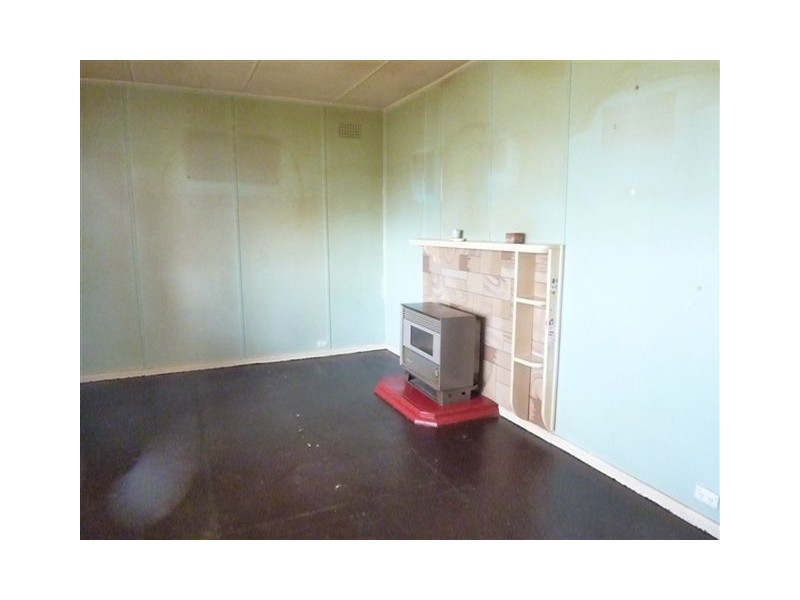 6 Pryce Street, Berridale NSW 2628