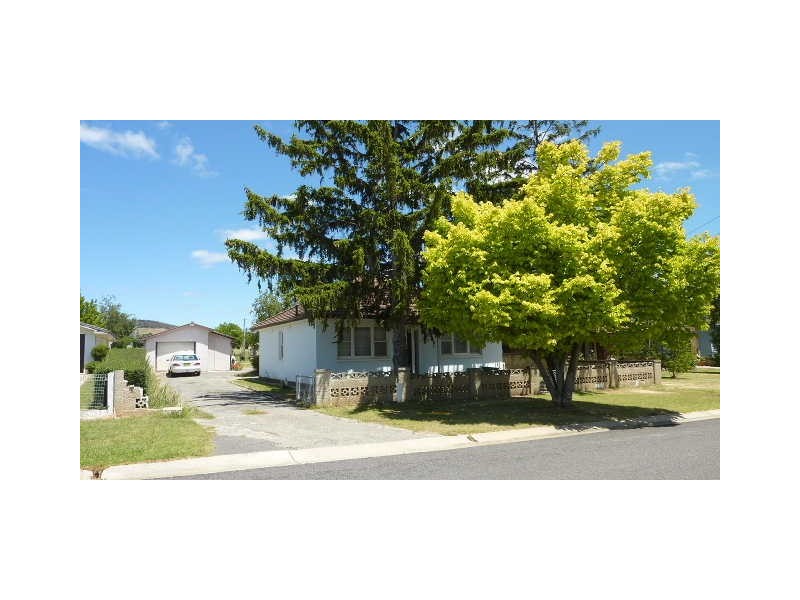 16 Oliver Street, Berridale NSW 2628