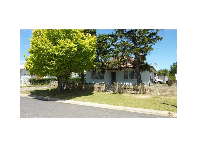 16 Oliver Street, Berridale NSW 2628