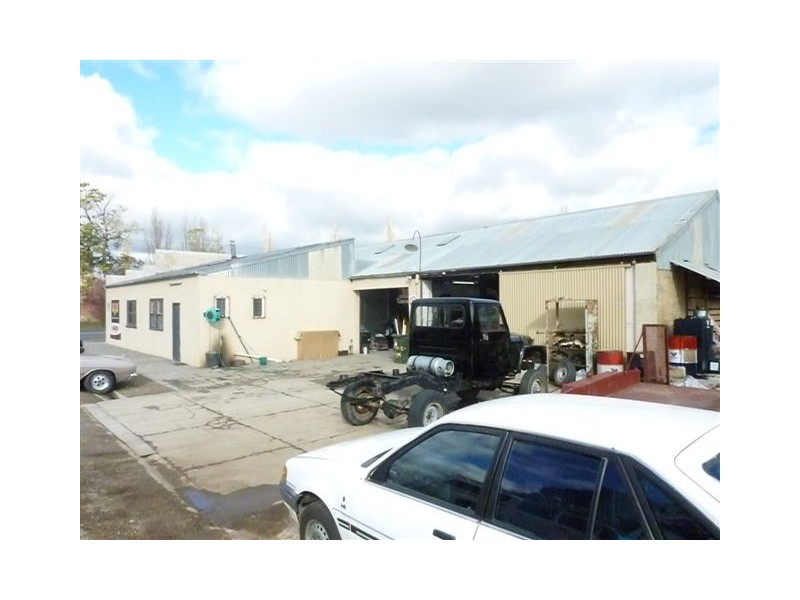 32 Jindabyne Road, Berridale NSW 2628