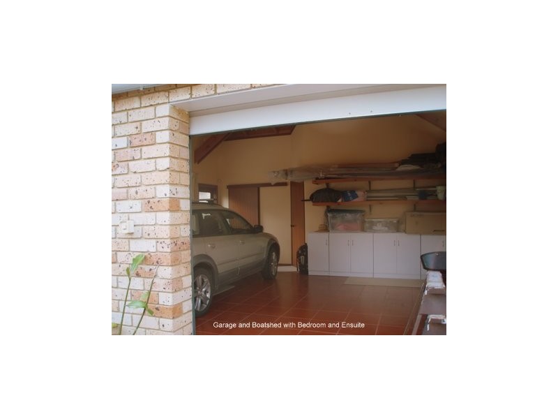 94 Ocean Parade, Dalmeny NSW 2546