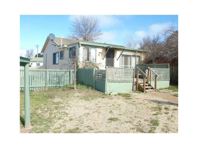 7 Pryce Street, Berridale NSW 2628