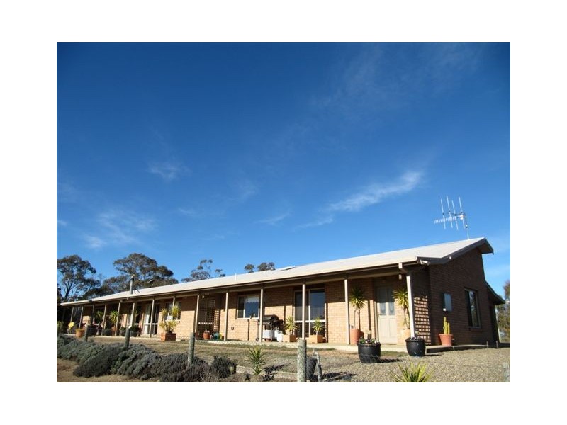 127 Perkins Road, Cooma NSW 2630