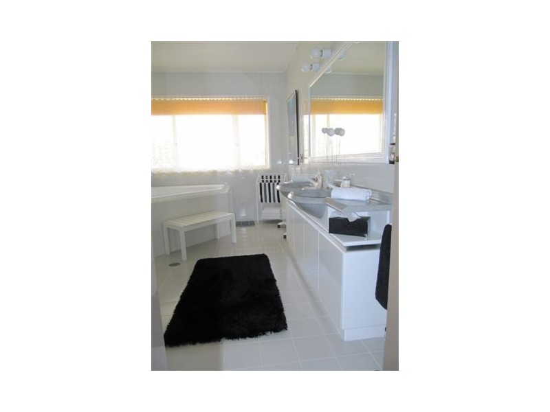 127 Perkins Road, Cooma NSW 2630