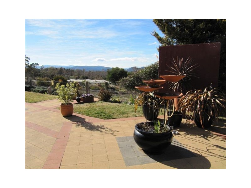 127 Perkins Road, Cooma NSW 2630