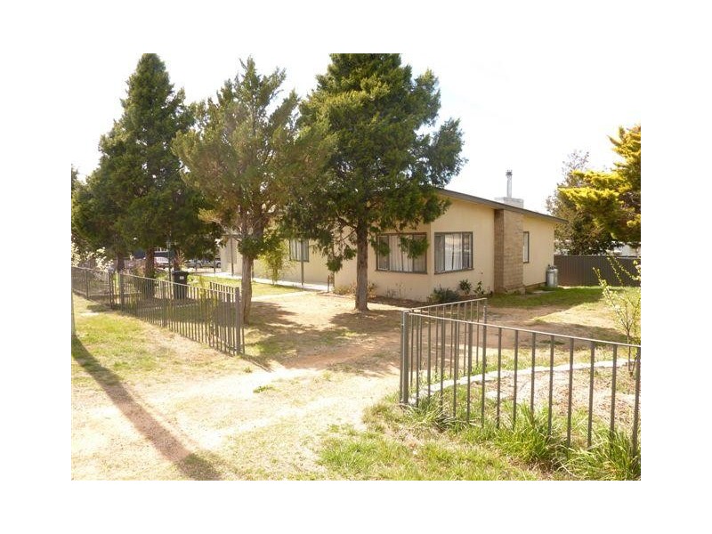 7 Brown Street, Berridale NSW 2628