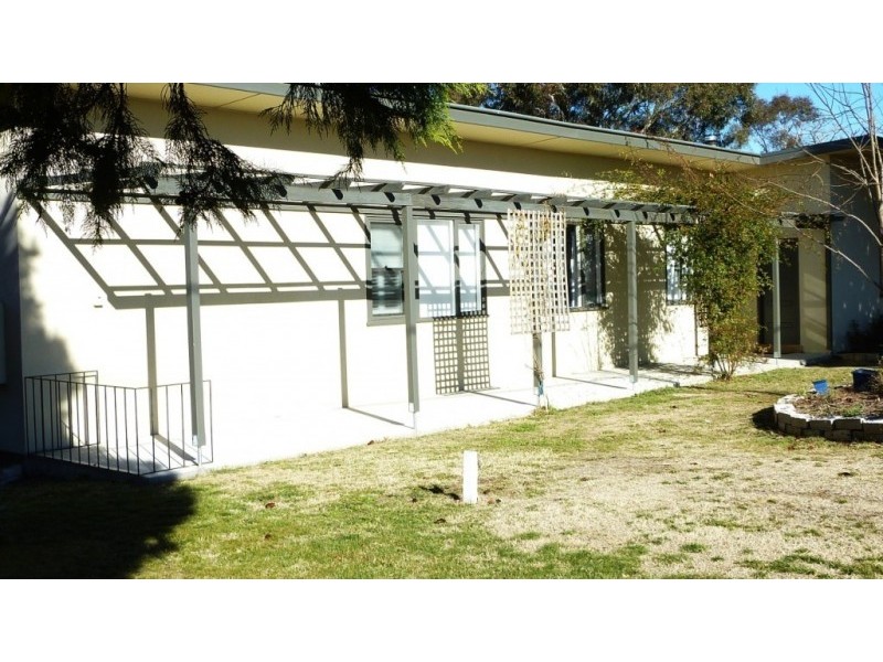 7 Brown Street, Berridale NSW 2628