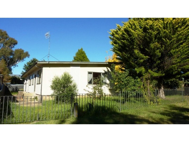 7 Brown Street, Berridale NSW 2628