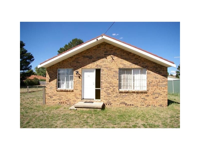 19 Bolton Street, Berridale NSW 2628