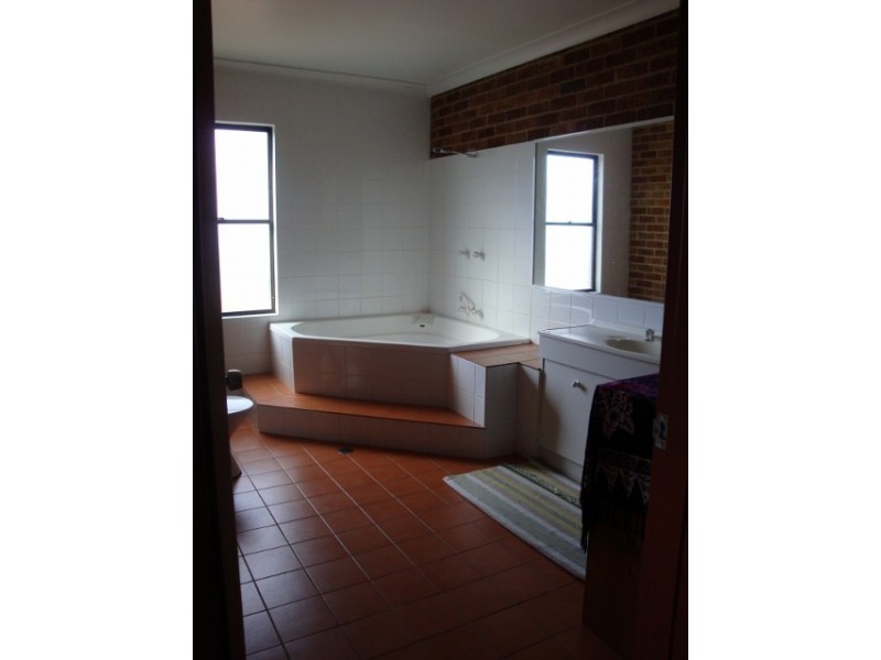 Barnes Street, Dalgety NSW 2628