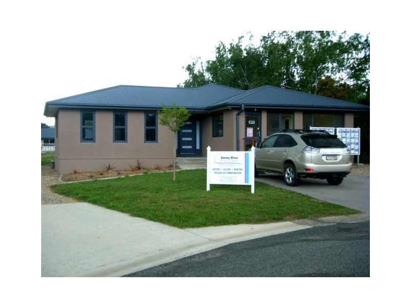 7 Park Street, Berridale NSW 2628