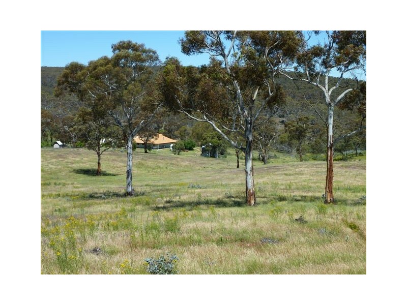 96 – 98 Stuartfield Road, Adaminaby NSW 2629