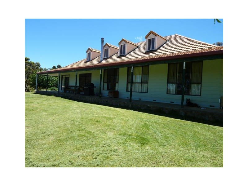 96 – 98 Stuartfield Road, Adaminaby NSW 2629