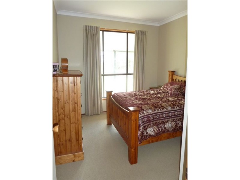 96 – 98 Stuartfield Road, Adaminaby NSW 2629