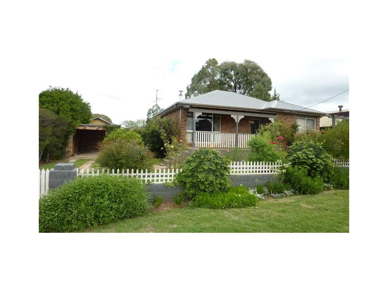 34 Mackay Street, Berridale NSW 2628