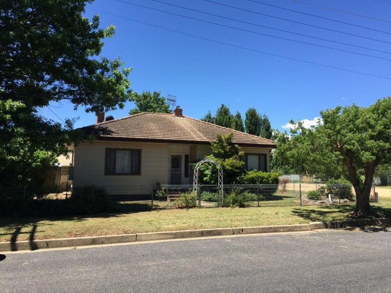 37 Myack Street, Berridale NSW 2628