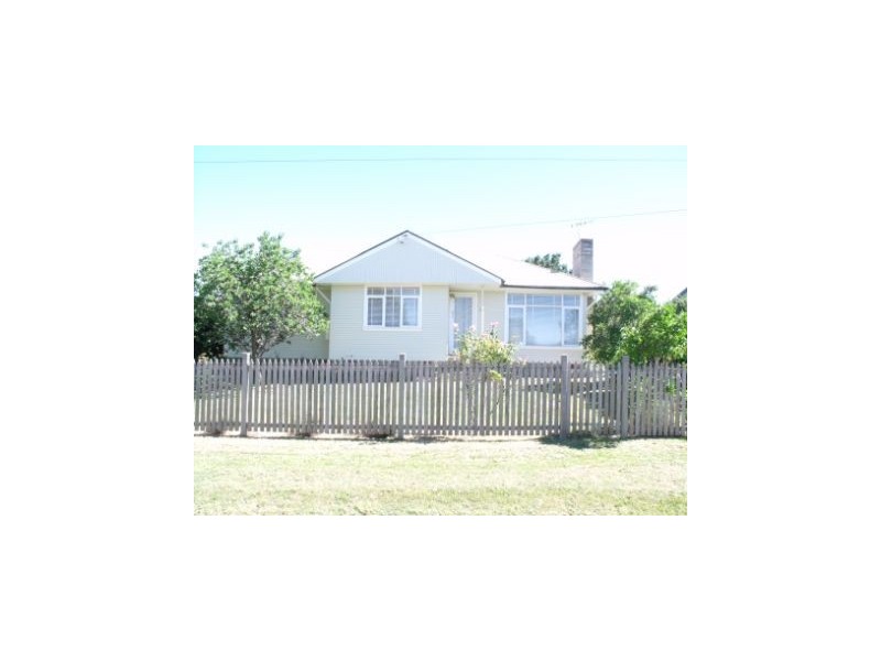 15 Druitt Street, Adaminaby NSW 2629