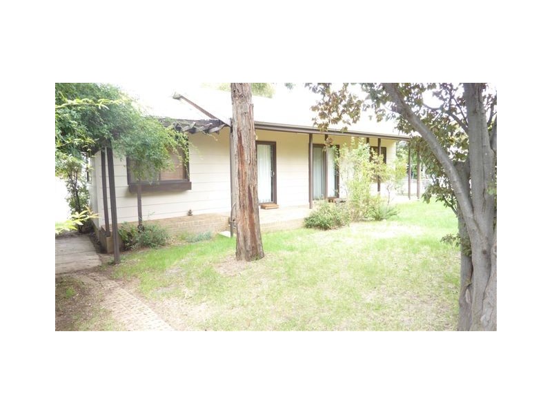 5 Hoskin Street, Berridale NSW 2628
