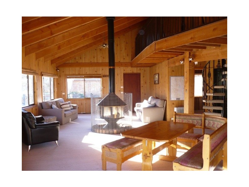 25 Headland Road, Anglers Reach NSW 2629