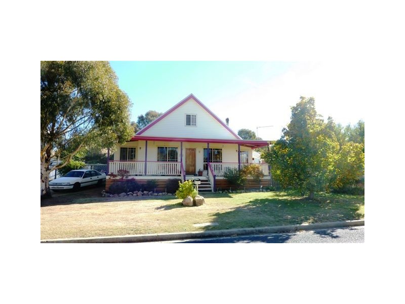 1 Kiparra Drive, Berridale NSW 2628
