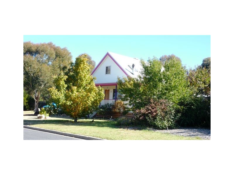 1 Kiparra Drive, Berridale NSW 2628