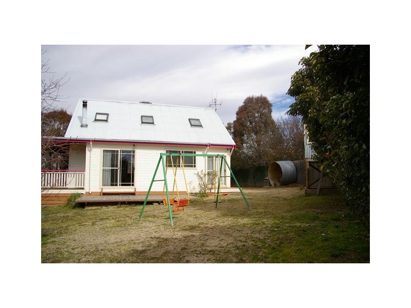 1 Kiparra Drive, Berridale NSW 2628
