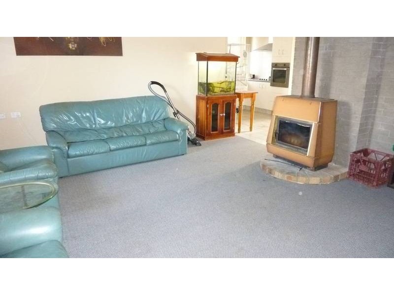 8 William Street, Berridale NSW 2628