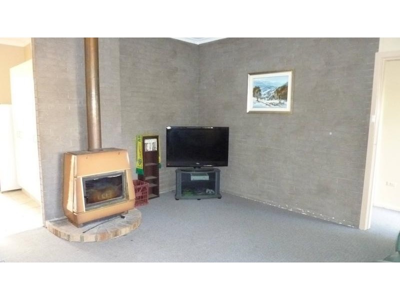 8 William Street, Berridale NSW 2628