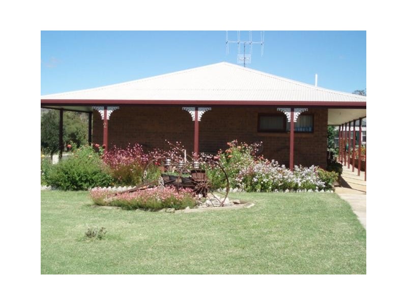 2 Jindalee Street, Berridale NSW 2628