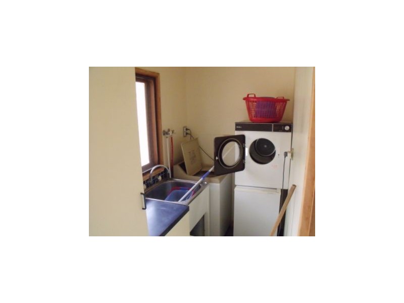 11 Happy Jacks Road, Eucumbene NSW 2628