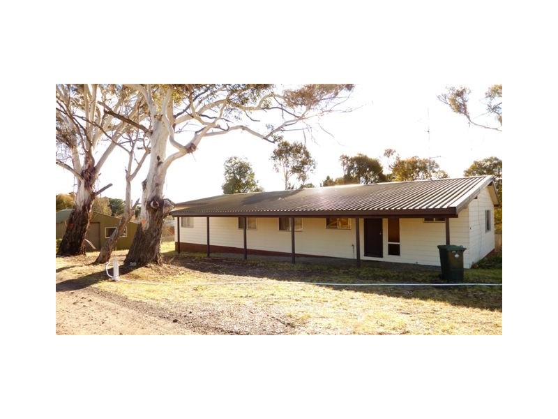 18 Florence Street, Berridale NSW 2628