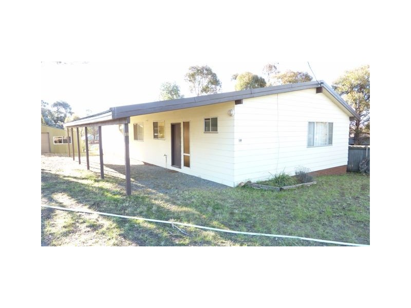 18 Florence Street, Berridale NSW 2628