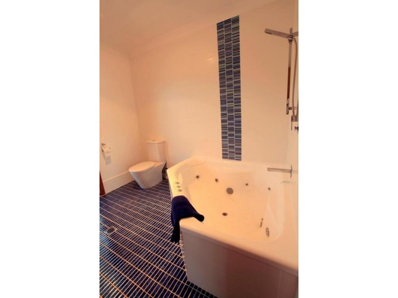 10 Campbell Street, Dalgety NSW 2628