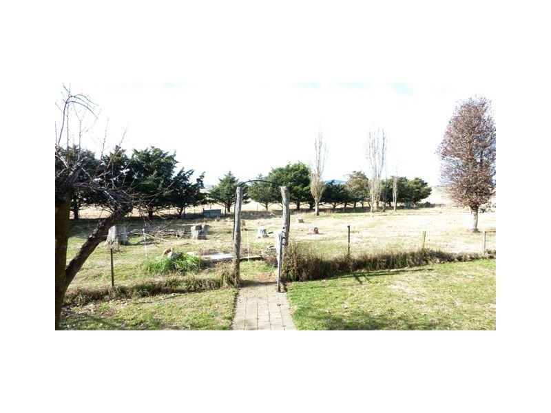 5788 Snowy River Way, Dalgety NSW 2628