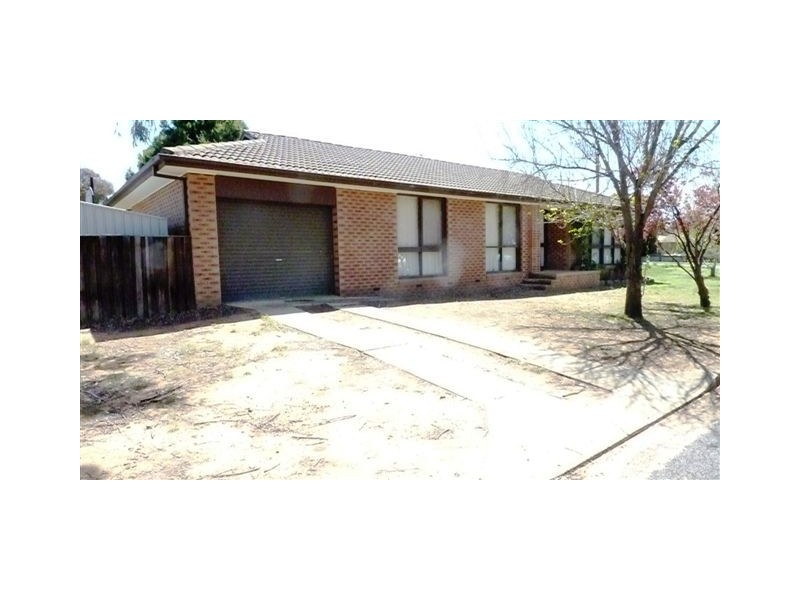 16 Kiparra Drive, Berridale NSW 2628